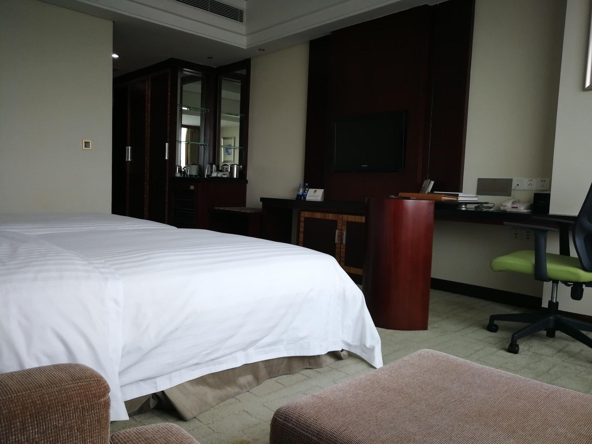 Daysun International Hotel Guangzhou Exterior photo