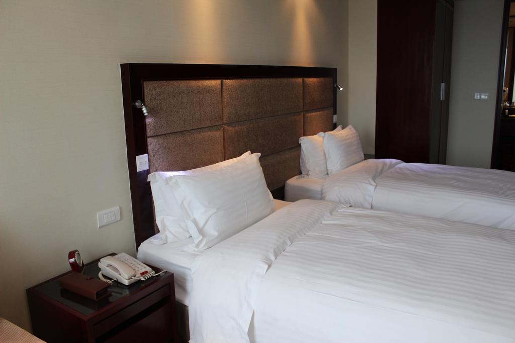 Daysun International Hotel Guangzhou Exterior photo