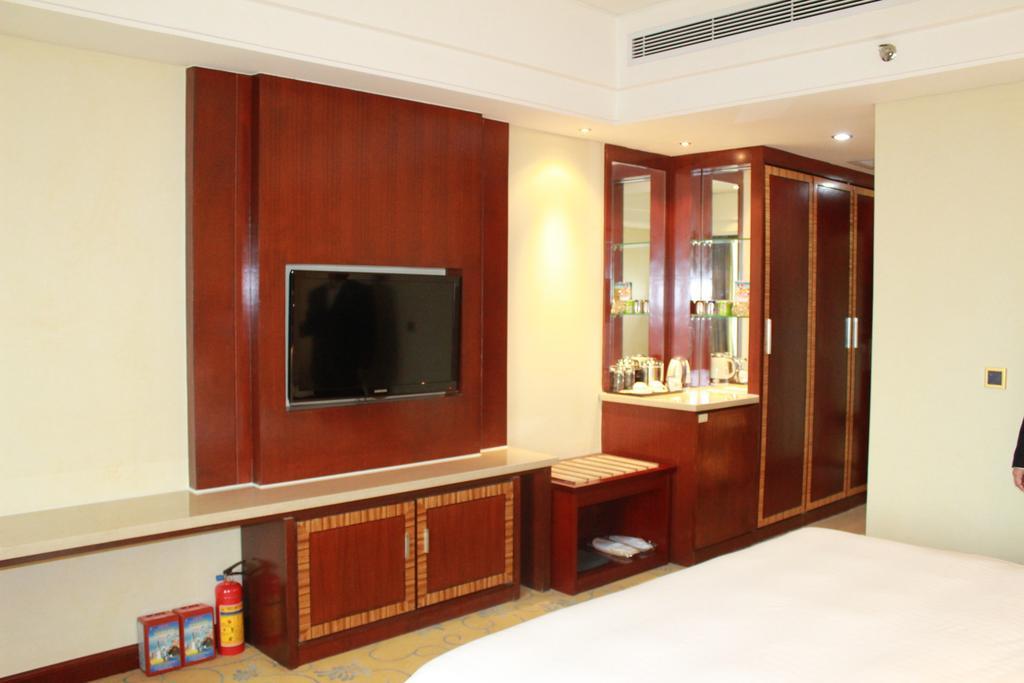 Daysun International Hotel Guangzhou Exterior photo